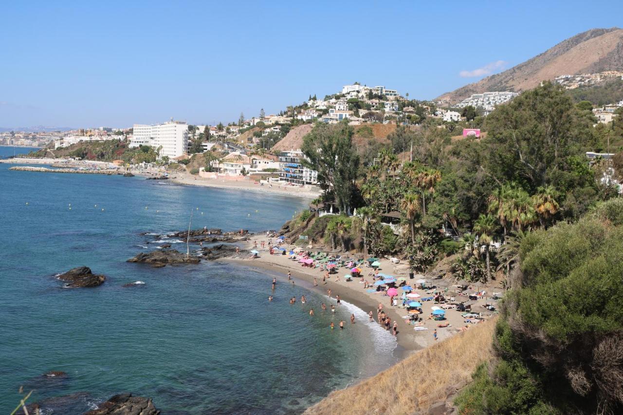 A Place Under The Sun And Near The Water Torremuelle Екстер'єр фото