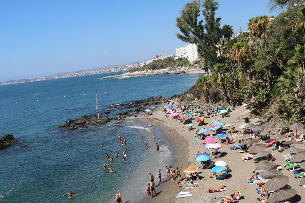 A Place Under The Sun And Near The Water Torremuelle Екстер'єр фото